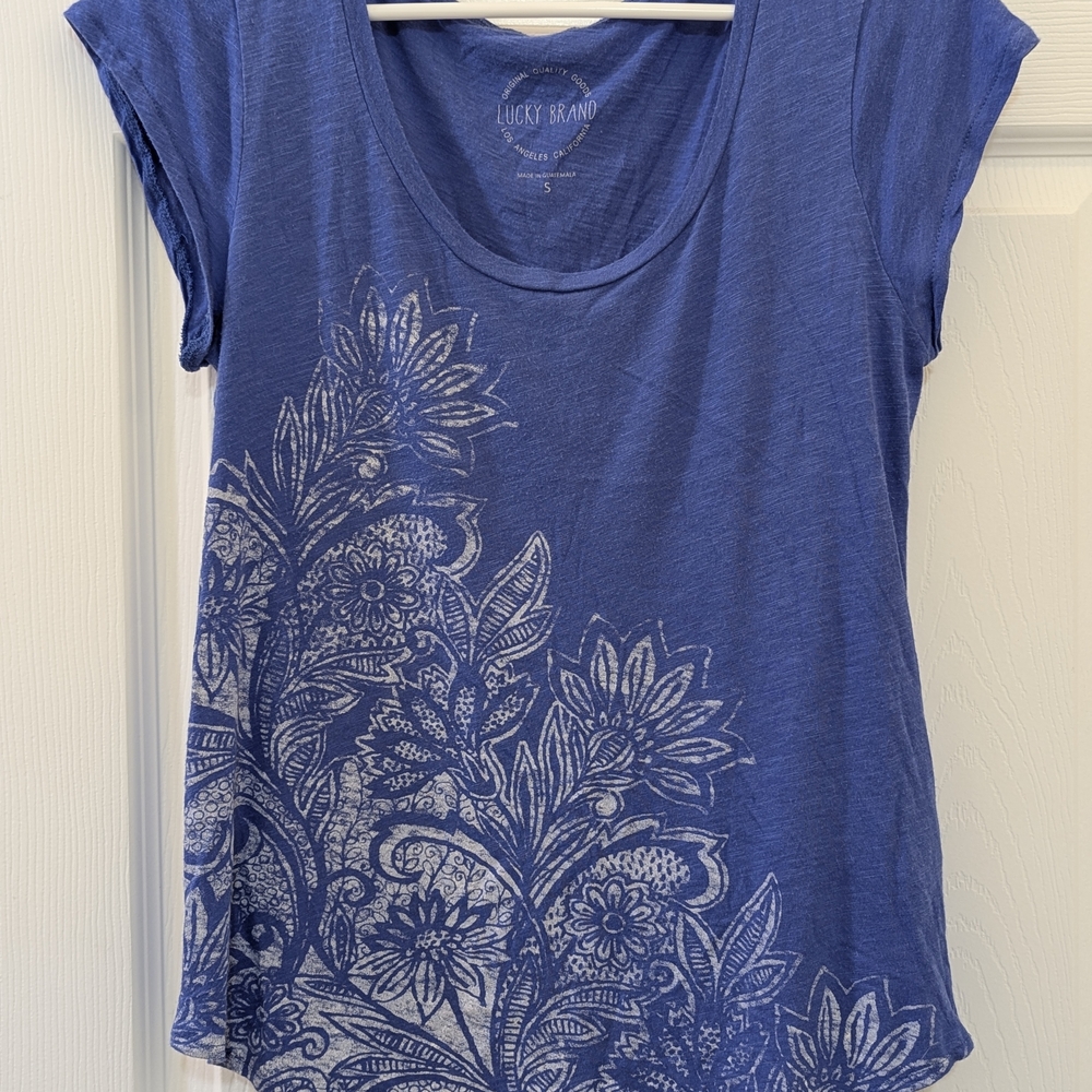 Lucky Brand Women's Blue Floral Top